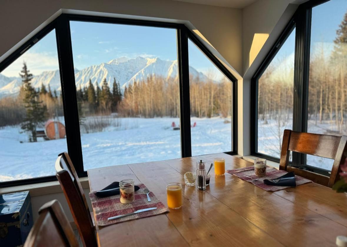 Mount Logan Ecolodge & Retreat Center Haines Junction Luaran gambar